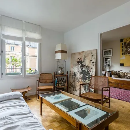 Veeve - Arty By Luxembourg Gardens Parigi
